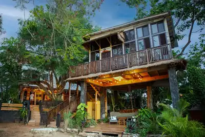 Image de Unique Treehouse Cabin with Ocean Views on West End Negril; Romantic Escape
