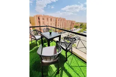 Image de New Stylish Cozy Modern 3bd flat- Rehab- New Cairo