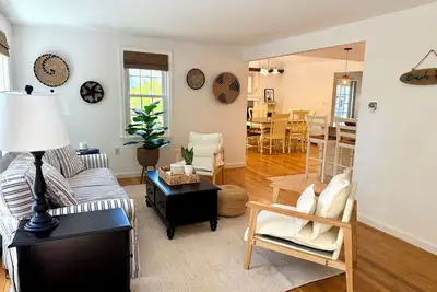 Image de 4 bedroom house in Mashpee, 5 mins to South Cape Beach