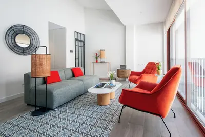 Image de La Casa del Mar-Cabañal 3br Suites