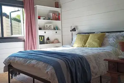 Image de Home from Home. 3-bedroom cabin  beside Shannon airport with everything you need