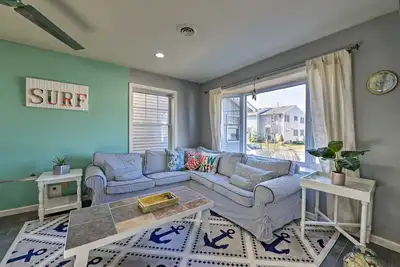 Image de ‘The 1818’ - Quick walk to 20th Ave Beach!