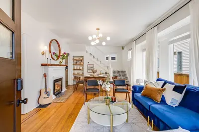 Image de Upgraded Historical Gem 5br/4Ba/with Ac in U District