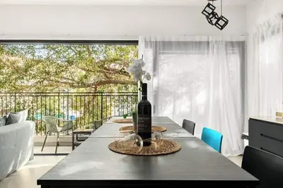 Image de Prime Rotshield 3br + Balcony