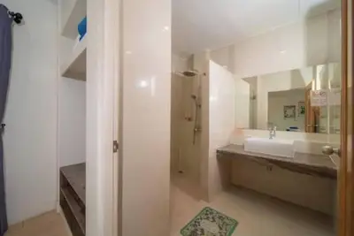 Image de Phuket Seaside Holiday 4 Bedroom Villa