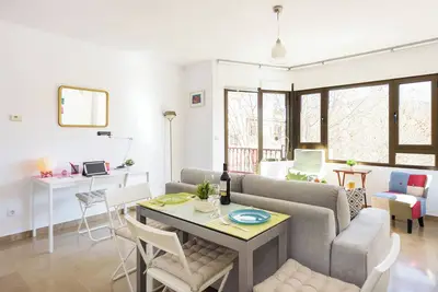 Image de Beautiful Views, Balcony, Downtown