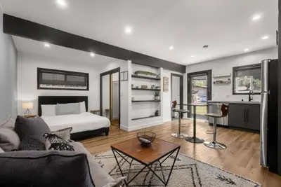 Image de ৎ୭ Clarendon Hideaway ৎ୭