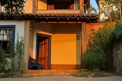 Image de Colonial house with mountain views, pet friendly, with 3 parking spaces