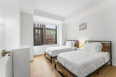 Image de 2-bedroom apartment in welcoming Boston with Ac, fitness room