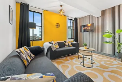 Image de 3 Bed Flat - Sleeps 8 - Parking - Wifi