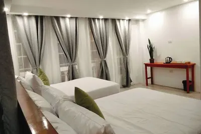 Image de Phenomenal 10-bedroom Beach Front Hotel in Baler! \nOla De Baler-Hello Baler!