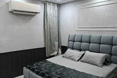 Image de Charming 3-bedroom house with Ac in New Delhi central 3bhk\nhome. . . away home.