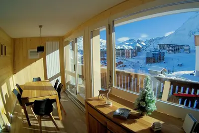 Image de Appartement spacieux 3 chambres avec grande terrasse et Wifi à Tignes