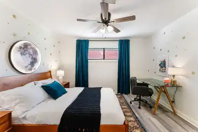 Image de 4 Bd Stylish Home by UofH & Tsu 5 Min to Downtown!