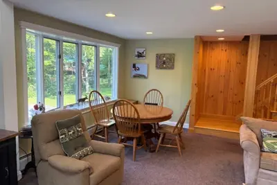 Image de Five bedroom ski house. 7 miles from Mount Snow, West Dover, Vt. Hot tub.