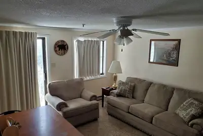 Image de Ski In/Ski Out. Next to the village. Gated parking. Mtn views. Free Wi-Fi. #284