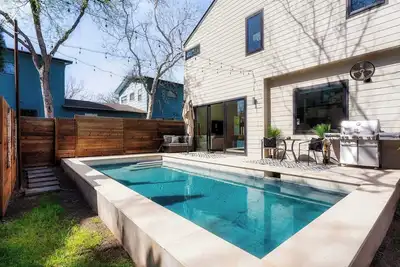 Image de Central Austin Oasis - Sleeps 9