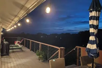 Image de Spacious yet Cozy. BayViews, Ac. Walk to Private Bch. The Cape Cod dream stay