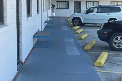 Image de Newly remodeled 14-room hotel in charming St. Mary's.