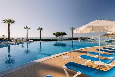 Image de Explore Albufeira Marina! Four Spacious 1br with Full Kitchens, Ocean View!