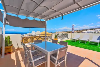 Image de Appartement · Callao Salvaje · ★Nouveau · 3 chambres · 3 lits · 2 salles de bain