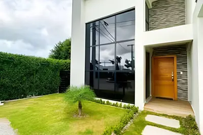 Image de Villa with private pool! Close to the city center