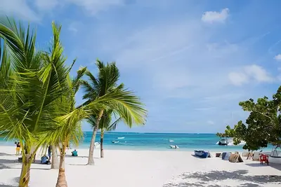 Image de Paradise just a 3-minute walk away