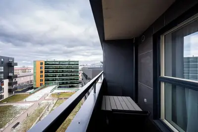 Image de Central location / Large balcony / New building