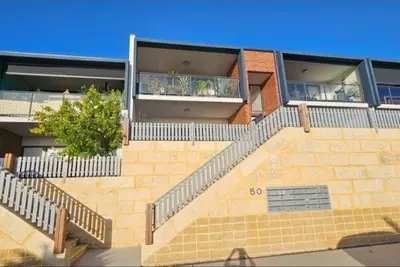 Image de Wake up every morning with stunning ocean views on your door step.