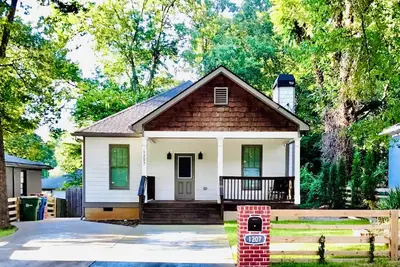Image de 3br Near Benz Stadium, Gwcc, State Farm Arena, Cau, & SpelHouse