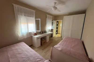 Image de Beachfront with barbecue. Ideal for families