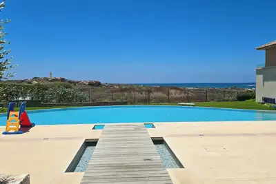 Image de Paphos apartment near Lighthouse & Unesco Park
