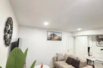 Image de Cozy 2 Bedroom Suite Close to Amenities