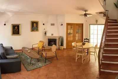 Image de Maison avec patio et roof top au cœur d'Olhao et à deux pas du bord de l'eau