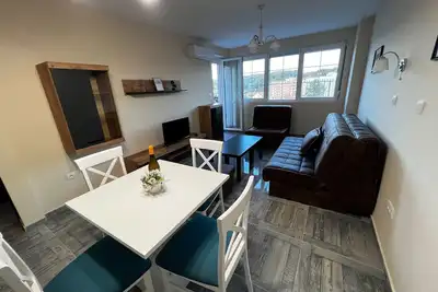 Image de Smeštaj Tea - oaza sa dva bazena u srcu Vrnjačke Banje