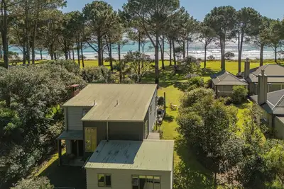 Image de Pine Haven - Matarangi Holiday Home
