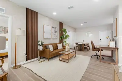 Image de Luxe Beach Oasis - Pool/ Gym/Free Parking/Balcony