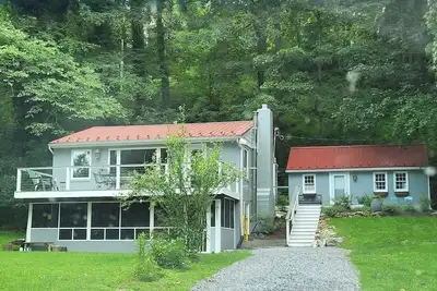 Image de The River House: Charming 2-bedroom home on riverfront in Shepherdstown