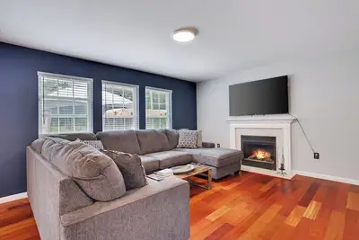 Image de Luxury Rerteat, Hot Tub, Jacuzzi, Theater, Fire Pit, Ev Charger & near Ski