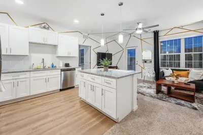 Image de Luxurious Apartments - Pool Gym Bikes