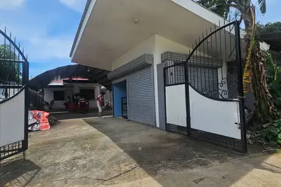 Image de Charming 2-bedroom house in welcoming Ozamiz with Ac, 4 vehicles can park inside