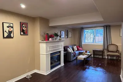 Image de Affordable stay at a friendly neighborhood. Close by Durham college