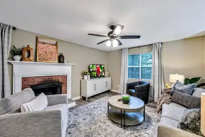 Image de Ath - Comfortable 4br Home for Extended Stay (rem)