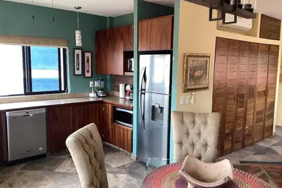 Image de Private 2-bedroom apartment in wonderful Manzanillo with Ac