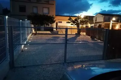 Image de Cómoda casa de dos plantas con todas las comodidades en el Delta del Ebro