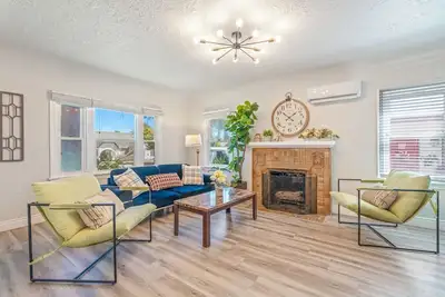 Image de Spacious & Serene 3br Retreat King Bed Safe Area Close to Dtla and Ot Pasadena!