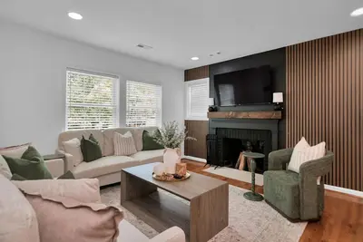 Image de Entire home in Alexandria, Virginia