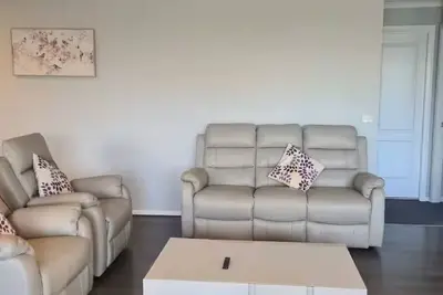 Image de 7 min to Mount Panorama Motor racing circuit