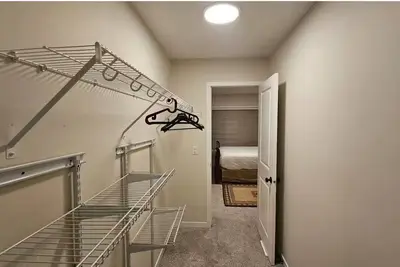 Image de 4 Bed room 3 Bathrooms home to stay in Chestermere, Alberta, Canada