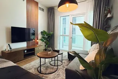 Image de Modern 1 Br in Dubai Marina w Balcony, steps to Tram